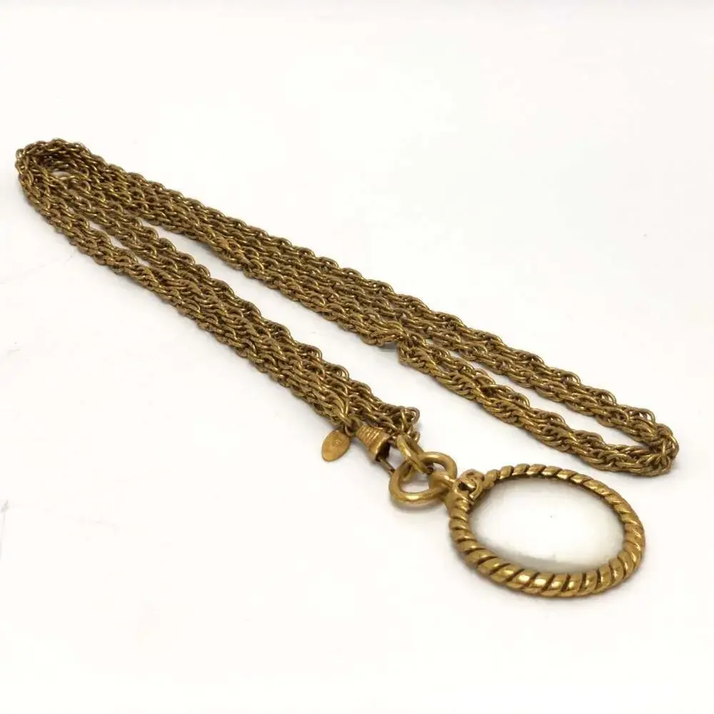 CHANEL Vintage Gold Necklace